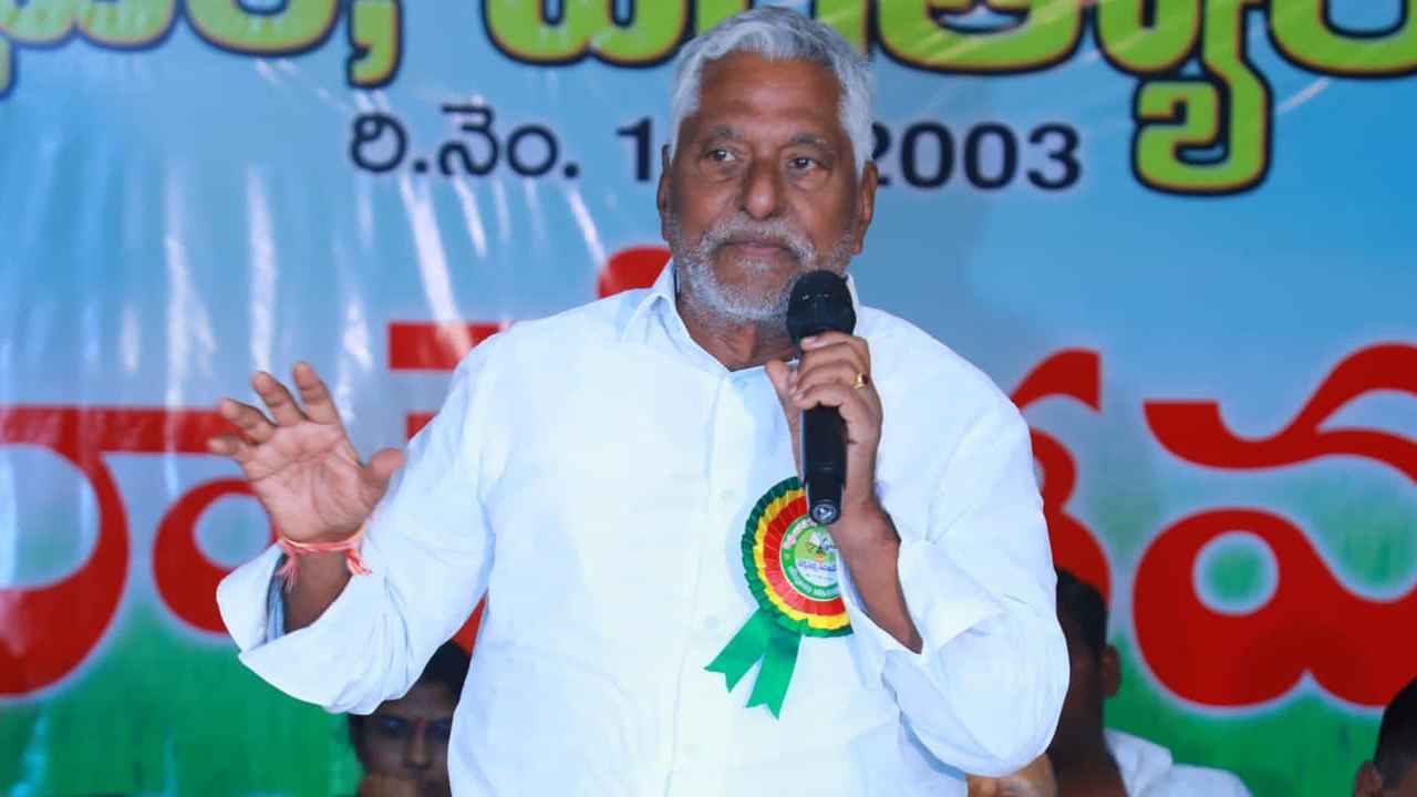 రాజకీయ భవిష్యత్పై తీవ్ర ఆందోళనలో కాంగ్రెస్ సీనియర్ నేత? కారణం అదేనా.. రాజకీయ భవిష్యత్పై తీవ్ర ఆందోళనలో కాంగ్రెస్ సీనియర్ నేత? కారణం అదేనా..