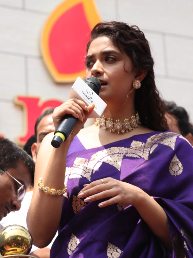 Keerthy Suresh at Shop Opening