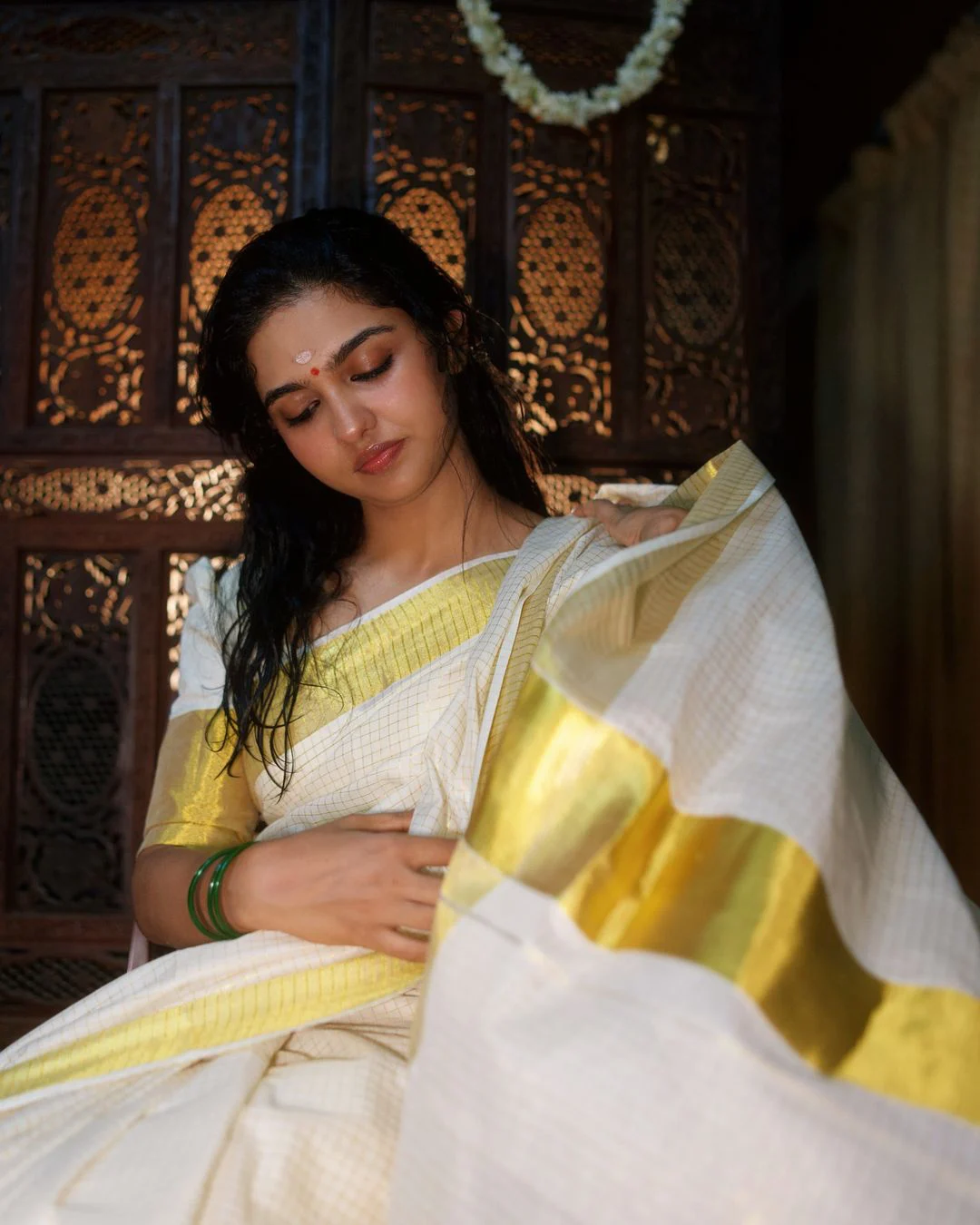 Premalu Actress Mamitha Baiju Onam Special Photos in Saree