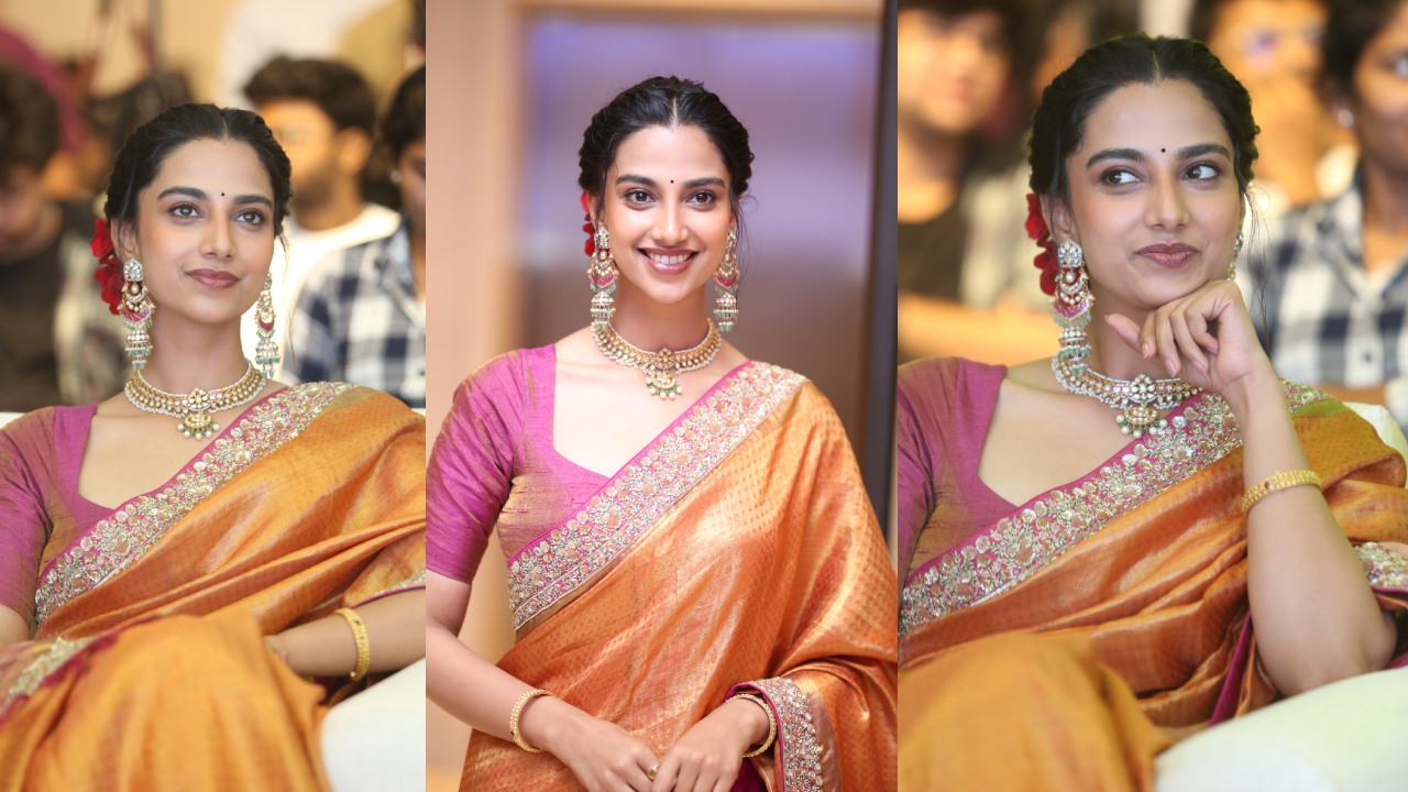 Meenaakshi Chaudhary : చీరలో మీనాక్షి చౌదరి ఎంత మెరిసిపోతుందో..