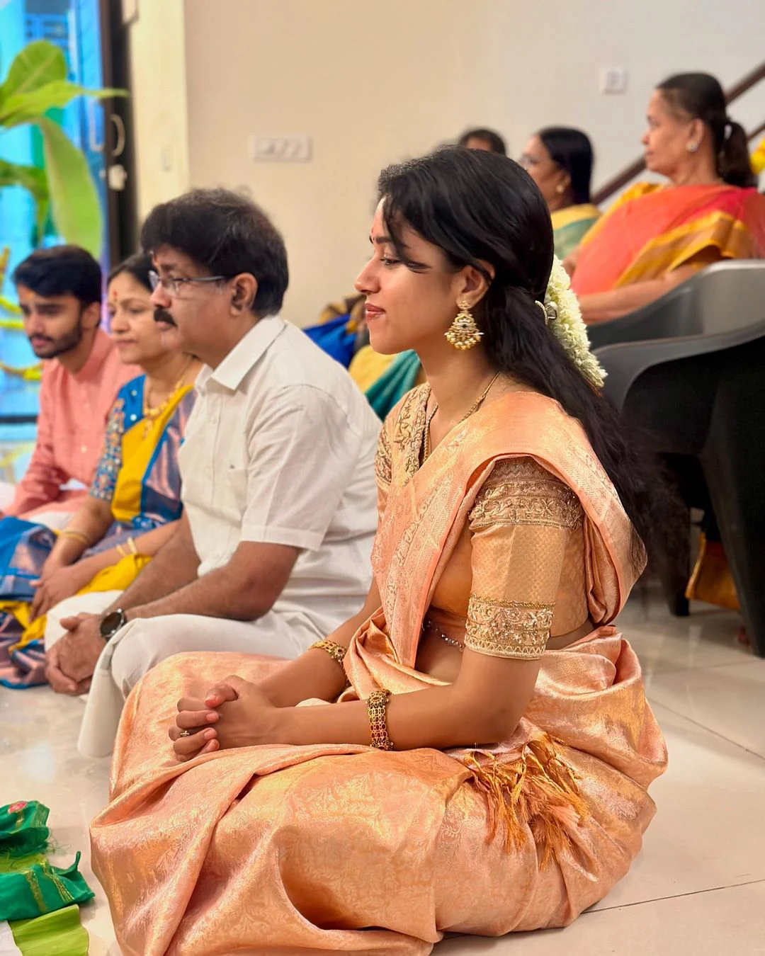 Mirnalini Ravi New Home Pooja Ceremony Photos with Family