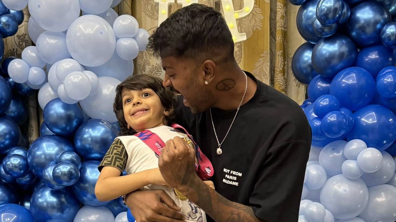 Hardik Pandya : హార్దిక్ పాండ్యా ఇంటికొచ్చిన అగస్త్య.. కృనాల్ భార్య ఎంతపని చేసింది.? Hardik Pandya : హార్దిక్ పాండ్యా ఇంటికొచ్చిన అగస్త్య.. కృనాల్ భార్య ఎంతపని చేసింది.?