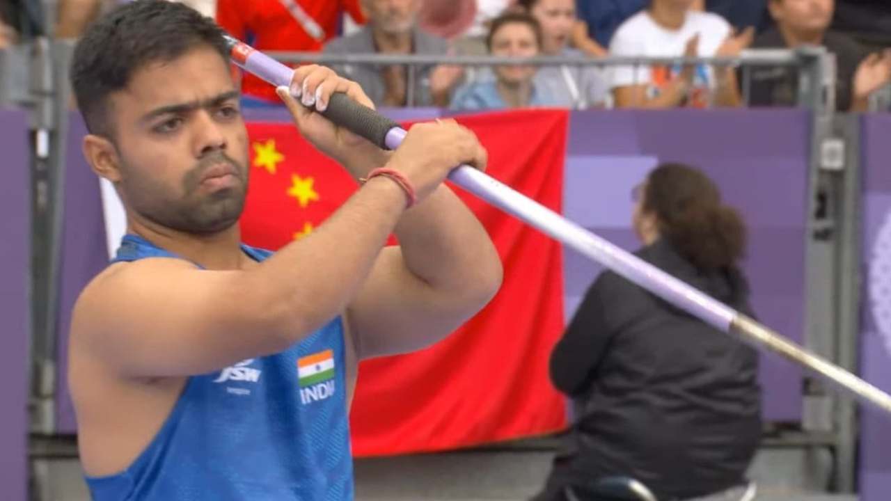Paralympics 2024 : ప్రతిభకుతోడు అదృష్టం కలిసొచ్చింది.. జావెలిన్లో సత్తాచాటిన నవదీప్.. పారాలింపిక్స్లో భారత్కు మరో స్వర్ణం Paralympics 2024 : ప్రతిభకుతోడు అదృష్టం కలిసొచ్చింది.. జావెలిన్లో సత్తాచాటిన నవదీప్.. పారాలింపిక్స్లో భారత్కు మరో స్వర్ణం