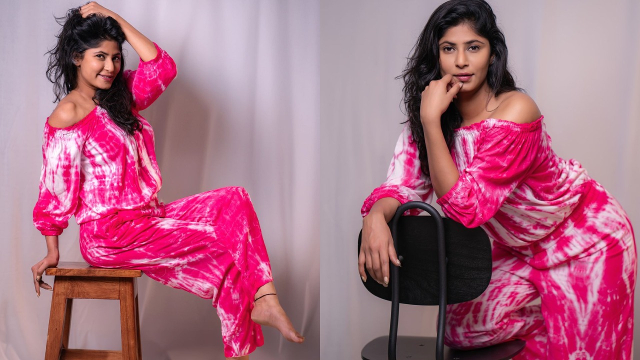 Anchor Neha Chowdary : స్పోర్ట్స్ యాంకర్ నేహా చౌదరి క్యూట్ ఫొటోలు..