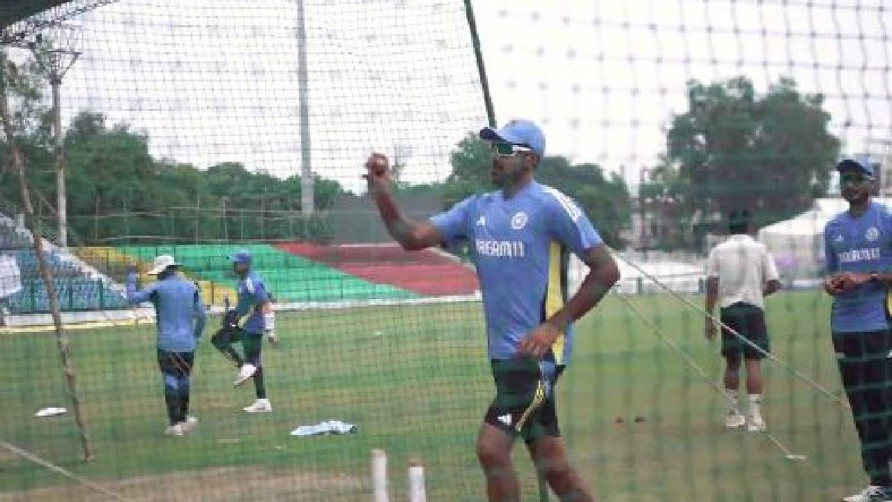 Ind vs Ban 2nd test: ప్రాక్టీస్ సెషన్లో చెమటోడ్చుతున్న టీమిండియా Ind vs Ban 2nd test: ప్రాక్టీస్ సెషన్లో చెమటోడ్చుతున్న టీమిండియా