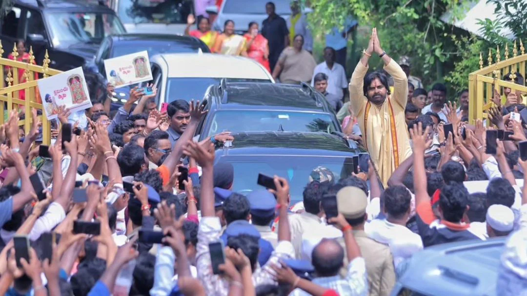 Pawan Kalyan Power full Photos