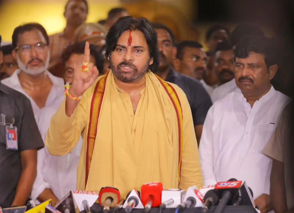 Pawan Kalyan Power full Photos