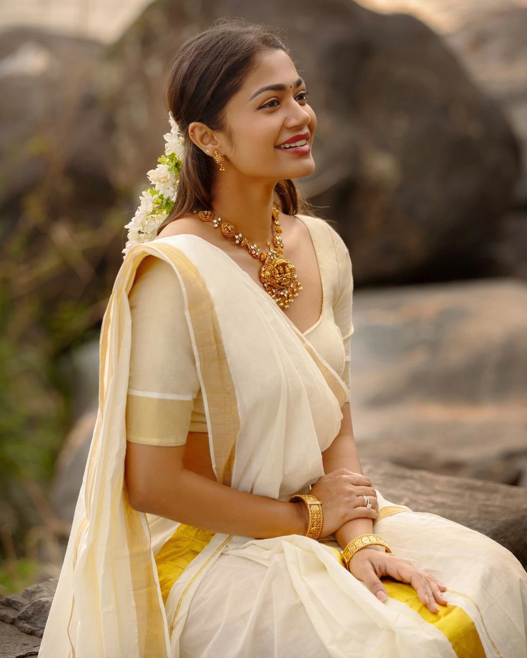 Payal Radhakrishna Onam Special Cute Photos in Saree