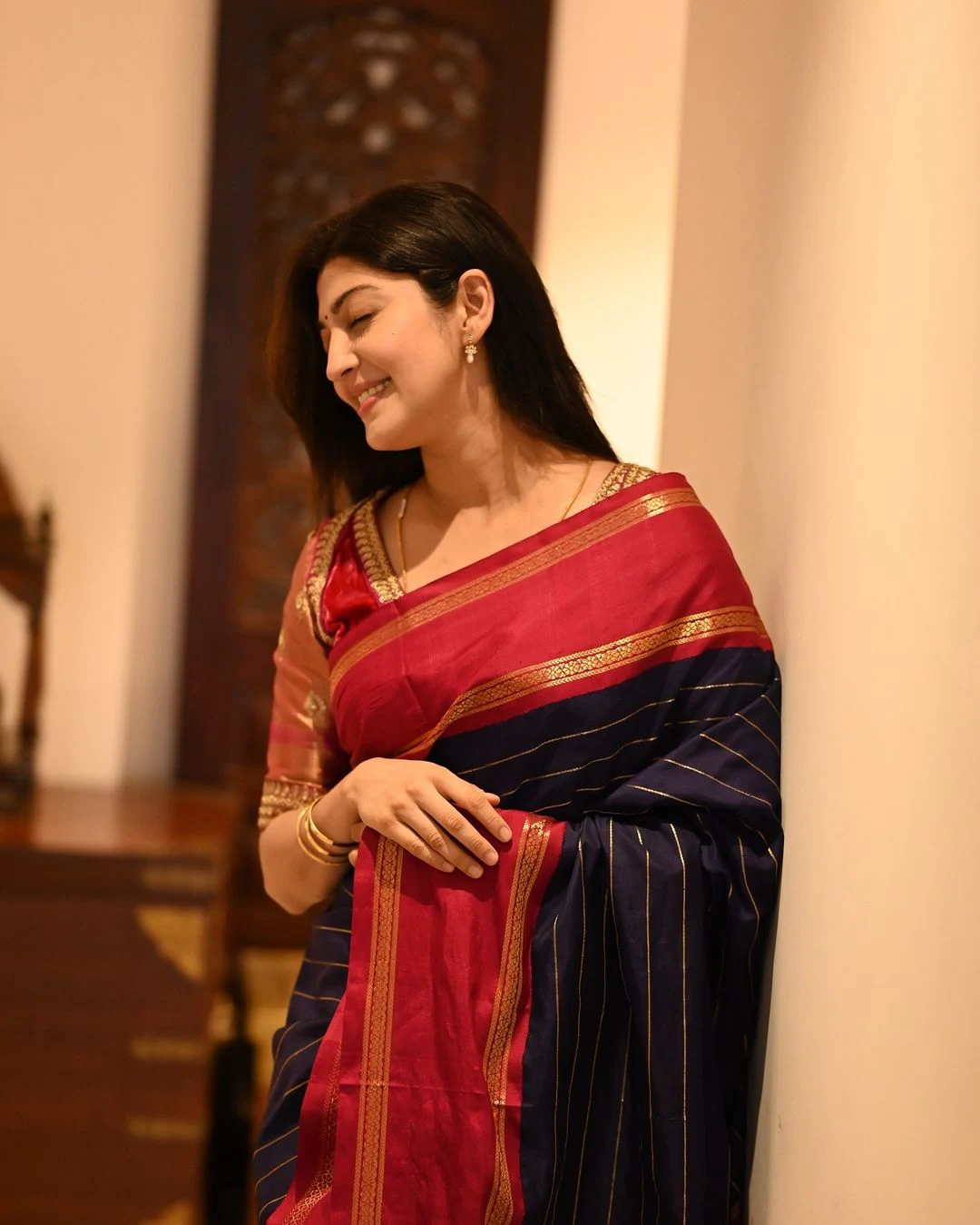 Pranitha Subhash Special Looks in saree