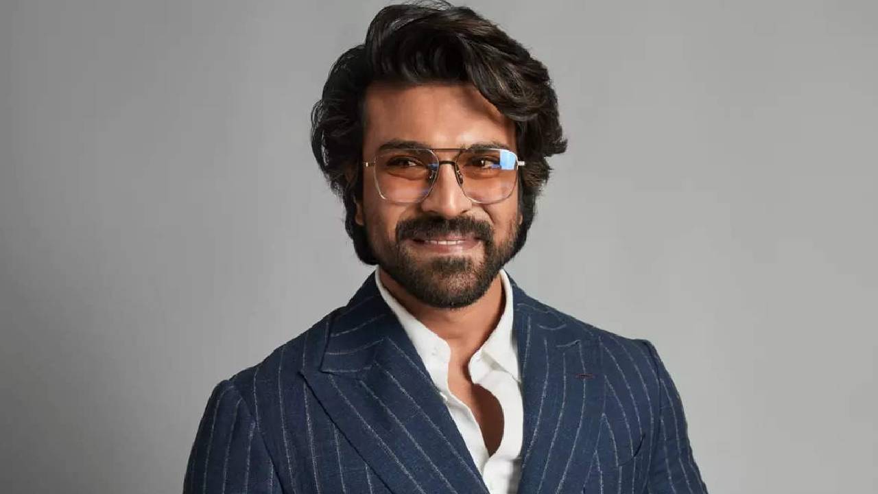 Ram Charan : తెలుగు రాష్ట్రాల వరద బాధితుల కోసం రామ్చరణ్ రూ.కోటి విరాళం Ram Charan : తెలుగు రాష్ట్రాల వరద బాధితుల కోసం రామ్చరణ్ రూ.కోటి విరాళం