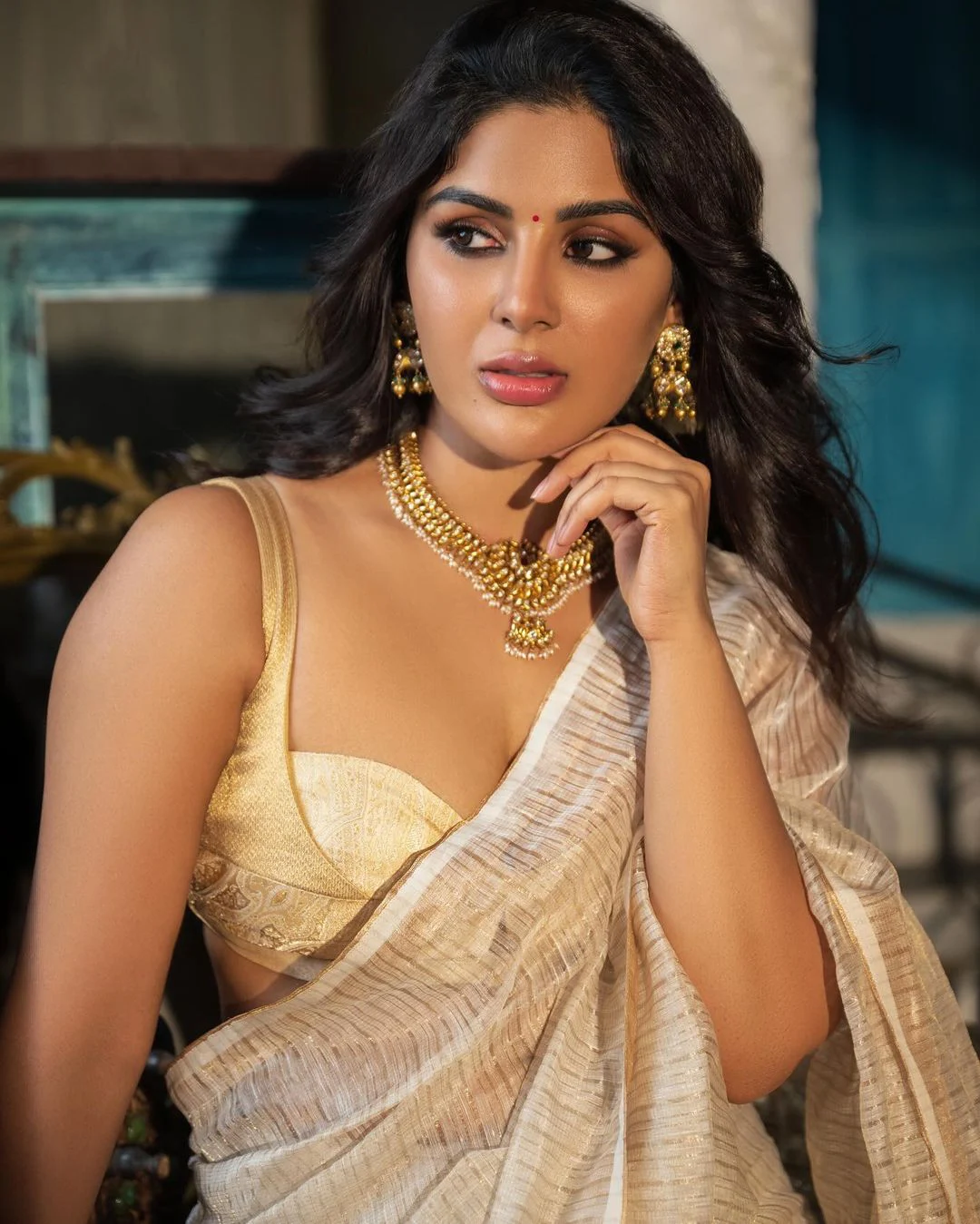 Samyuktha Onam Special Stunning Looks in Saree