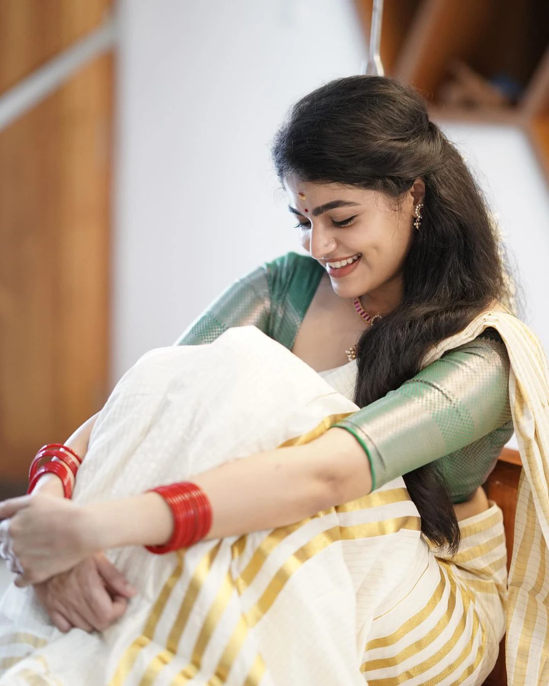 Sangeerthana Onam Special Cute Photos in Saree