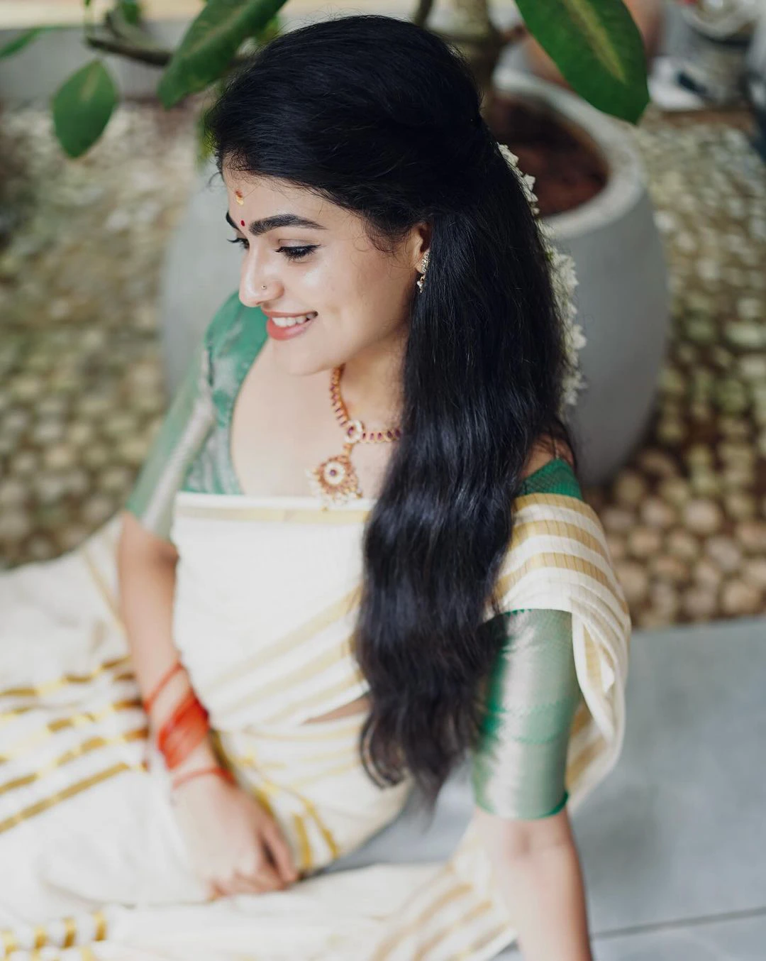 Sangeerthana Onam Special Cute Photos in Saree