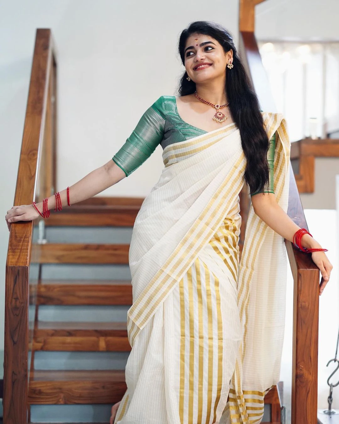 Sangeerthana Onam Special Cute Photos in Saree