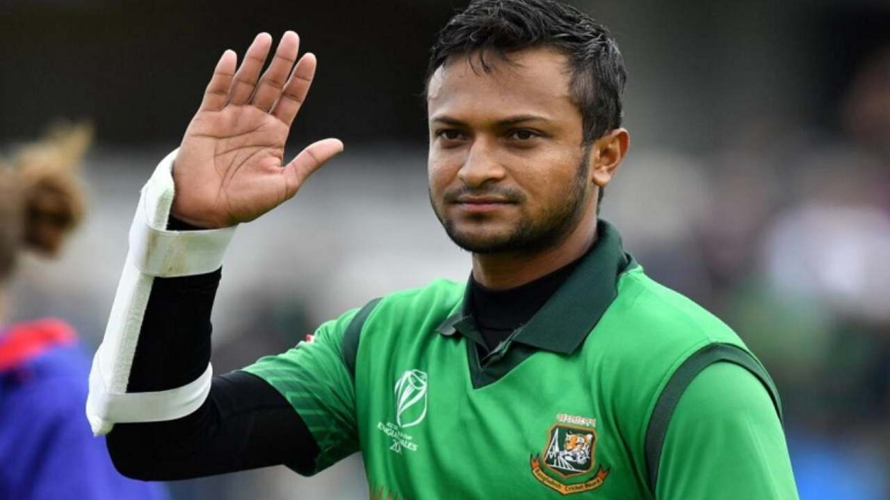 Shakib al Hasan : నీ కోరిక నెరవేర్చలేము.. బంగ్లాదేశ్ క్రికెటర్ షకీబ్కు షాకిచ్చిన బీసీబీ Shakib al Hasan : నీ కోరిక నెరవేర్చలేము.. బంగ్లాదేశ్ క్రికెటర్ షకీబ్కు షాకిచ్చిన బీసీబీ