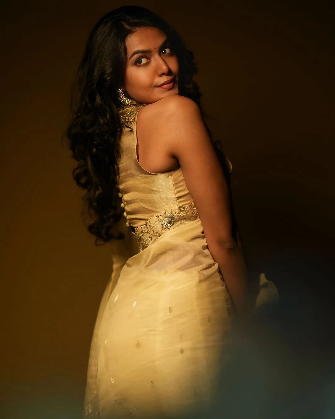 Shivani Rajashekar Stunning Looks in Saree