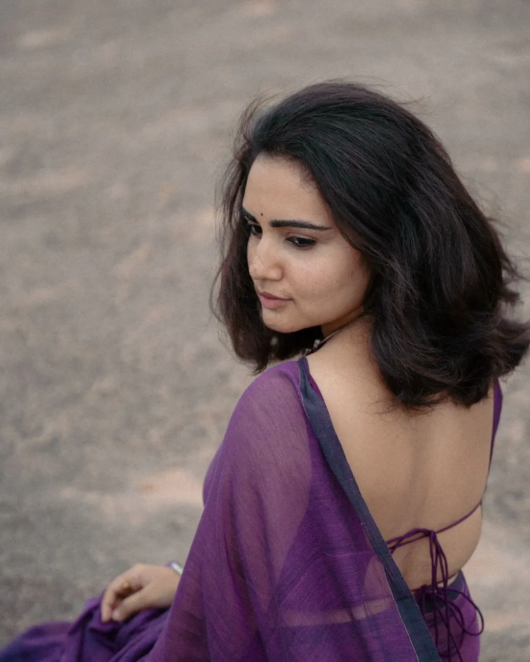 Soniya Singh Stunning Looks in Saree