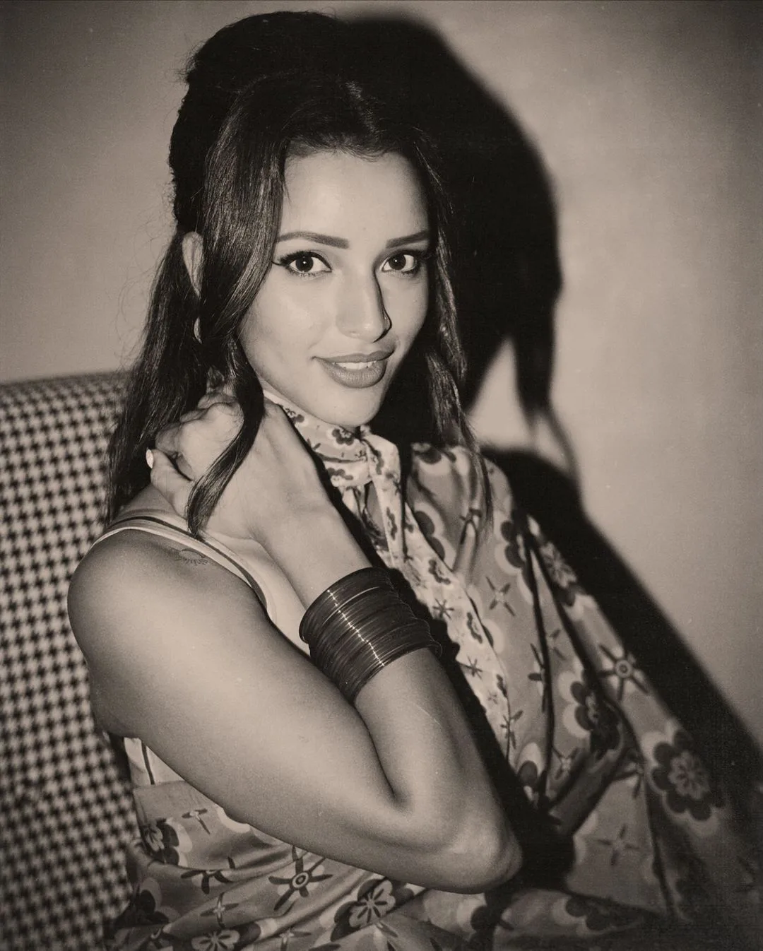 Bollywood Actress Triptii Dimri Photos in Saree