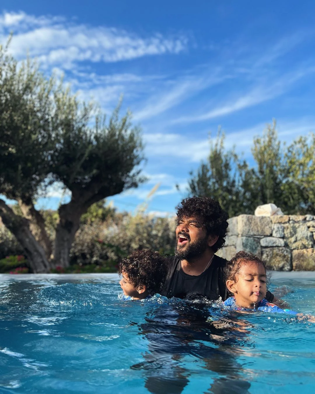 Vignesh Shivan Nayanthara Cute Photos with Their Children