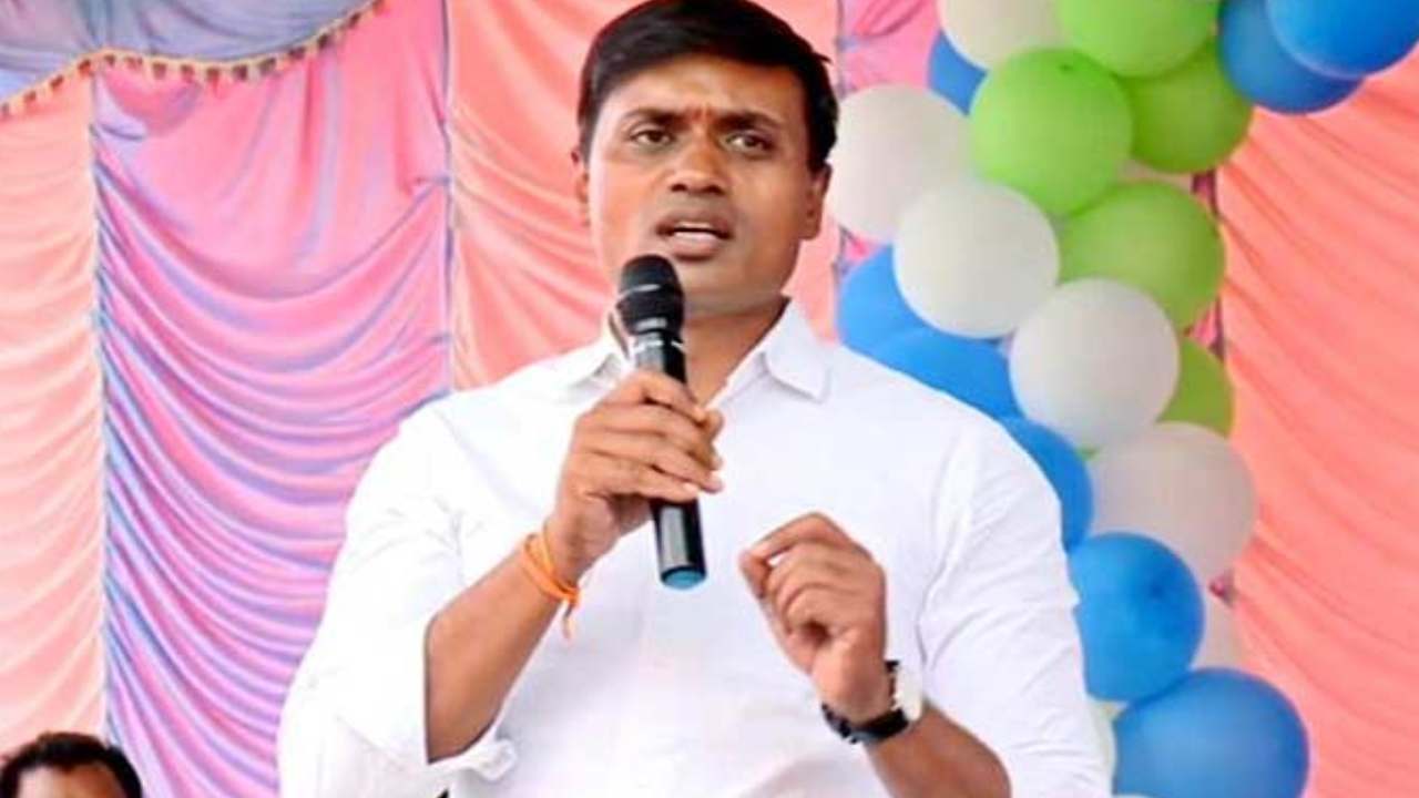 ఎంపీ మిథున్రెడ్డికి బిగ్ షాక్.. ముందస్తు బెయిల్కు నో చెప్పిన కోర్టు.. అరెస్టు పక్కానా? ఎంపీ మిథున్రెడ్డికి బిగ్ షాక్.. ముందస్తు బెయిల్కు నో చెప్పిన కోర్టు.. అరెస్టు పక్కానా?
