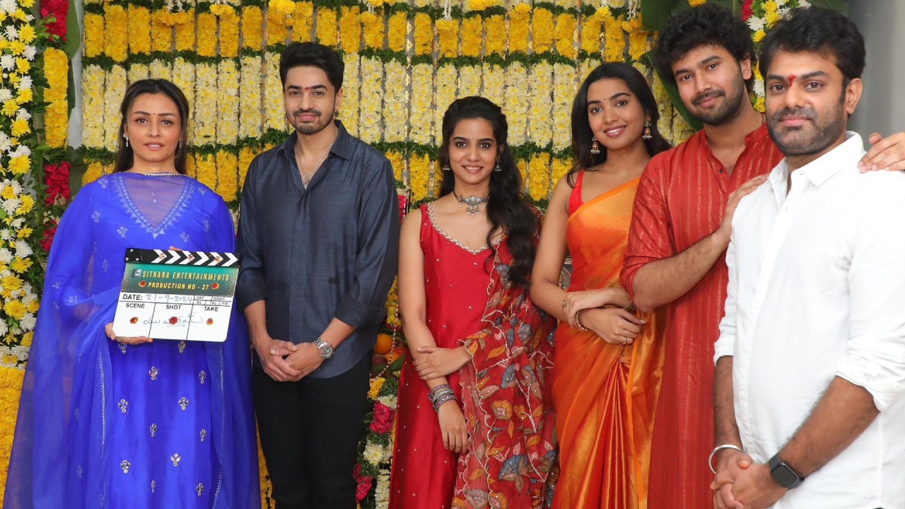 Ashok Galla : సైలెంట్గా మహేష్ బాబు అల్లుడి నెక్స్ట్ సినిమా మొదలు.. క్లాప్ కొట్టిన నమ్రత.. Ashok Galla : సైలెంట్గా మహేష్ బాబు అల్లుడి నెక్స్ట్ సినిమా మొదలు.. క్లాప్ కొట్టిన నమ్రత..