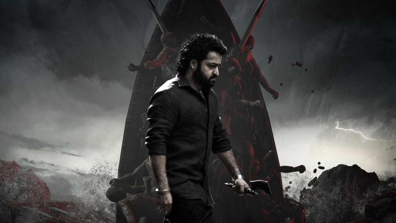 Devara 2 : ‘దేవర’ చూశాకా ఆడియన్స్ కి వస్తున్న ప్రశ్నలు ఇవే.. పార్ట్ 2 లోనే సమాధానాలా? దేవర 2 కథేంటి? Devara 2 : ‘దేవర’ చూశాకా ఆడియన్స్ కి వస్తున్న ప్రశ్నలు ఇవే.. పార్ట్ 2 లోనే సమాధానాలా? దేవర 2 కథేంటి?