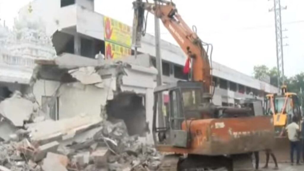 illegal constructions Demolition