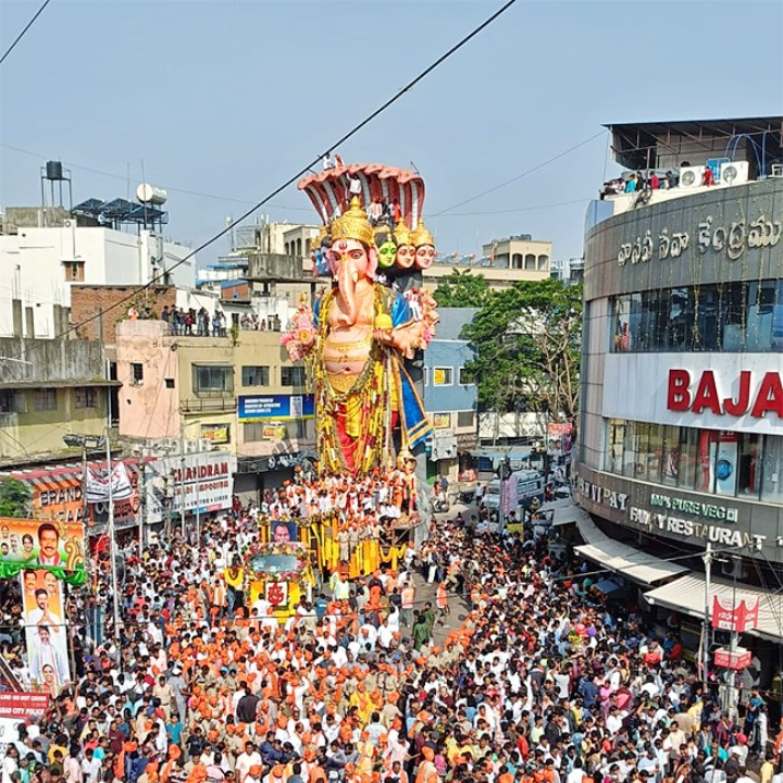 Khairaabad Maha Ganapati Nimajjanam