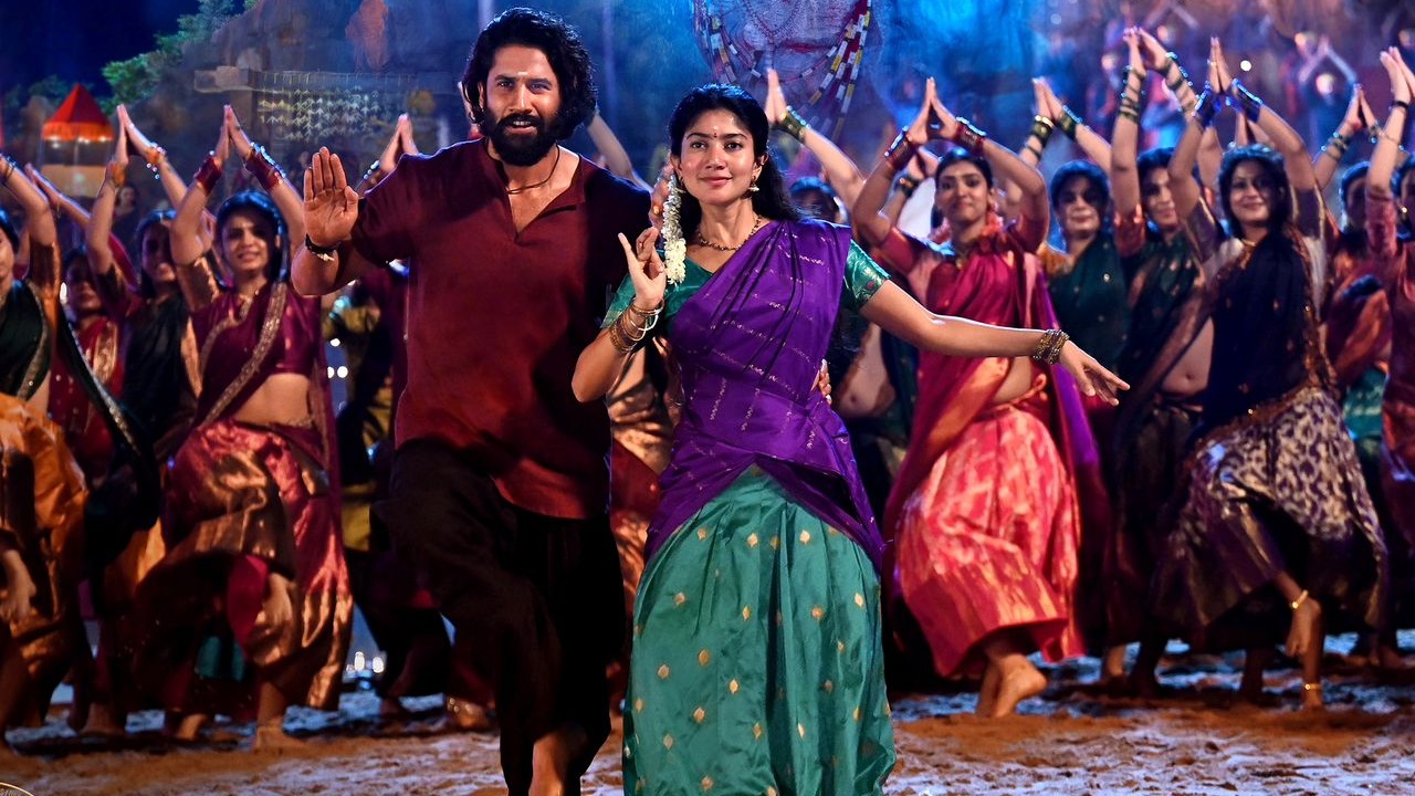 Naga Chaitanya – Sai Pallavi : శివపార్వతులుగా కనిపిస్తున్న నాగచైతన్య, సాయి పల్లవి.. ఫొటోలు వైరల్.. తండేల్ కోసం శివరాత్రి స్పెషల్ సాంగ్.. Naga Chaitanya – Sai Pallavi : శివపార్వతులుగా కనిపిస్తున్న నాగచైతన్య, సాయి పల్లవి.. ఫొటోలు వైరల్.. తండేల్ కోసం శివరాత్రి స్పెషల్ సాంగ్..