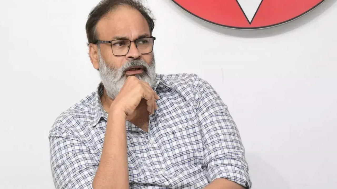 కేంద్రమంత్రిగా నాగబాబు? టీడీపీ నుంచి ఎవరు? కేంద్రమంత్రిగా నాగబాబు? టీడీపీ నుంచి ఎవరు?