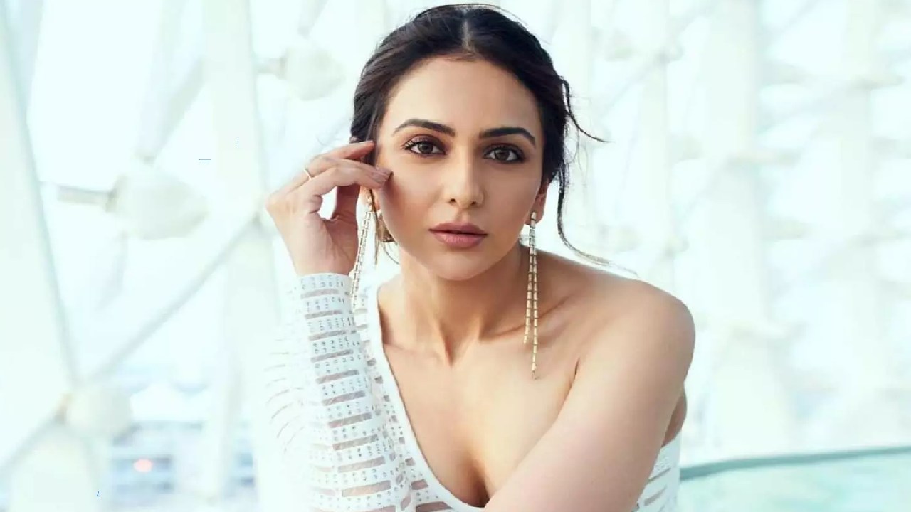 Rakul Preet Singh : నా పేరును వాడుకోవడం మానేయండి.. రకుల్ ప్రీత్ సింగ్ కామెంట్స్.. Rakul Preet Singh : నా పేరును వాడుకోవడం మానేయండి.. రకుల్ ప్రీత్ సింగ్ కామెంట్స్..