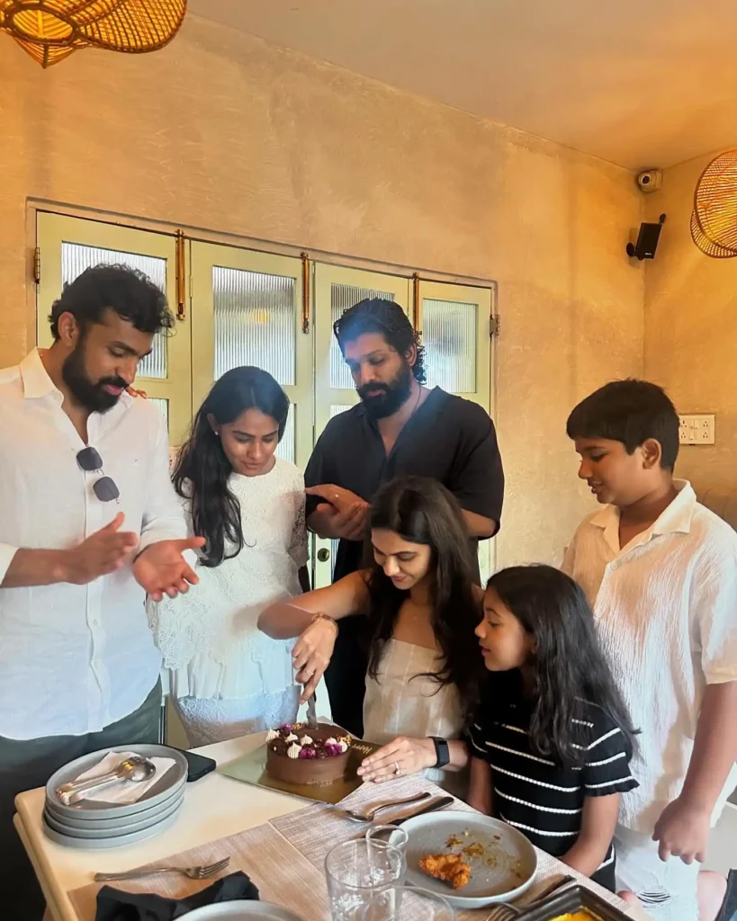Allu Arjun Celebrates his wife Allu Sneha Reddy Birthday in Goa enjoying with Family 