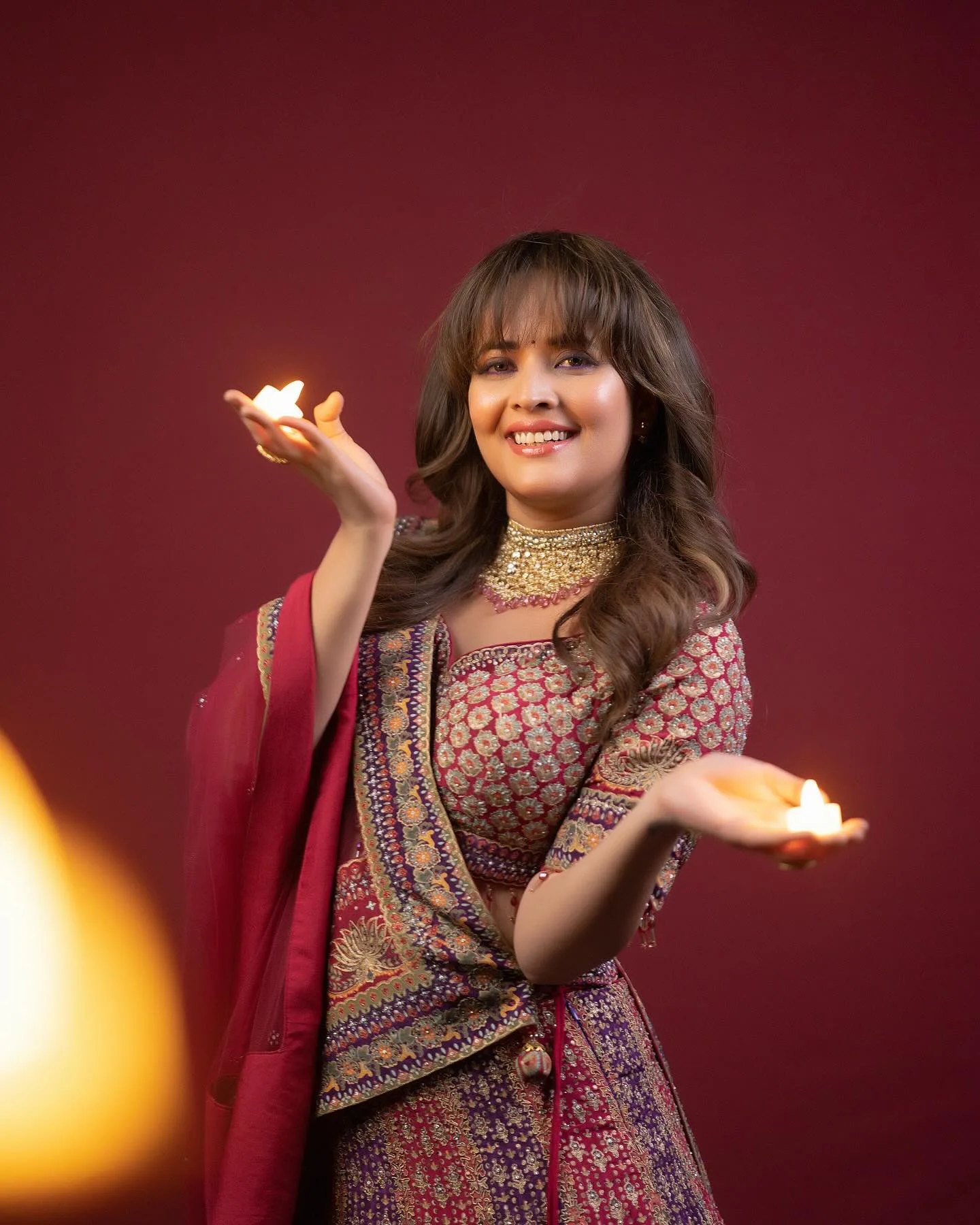 Anasuya Bharadwaj Stunning Diwali Special Photos