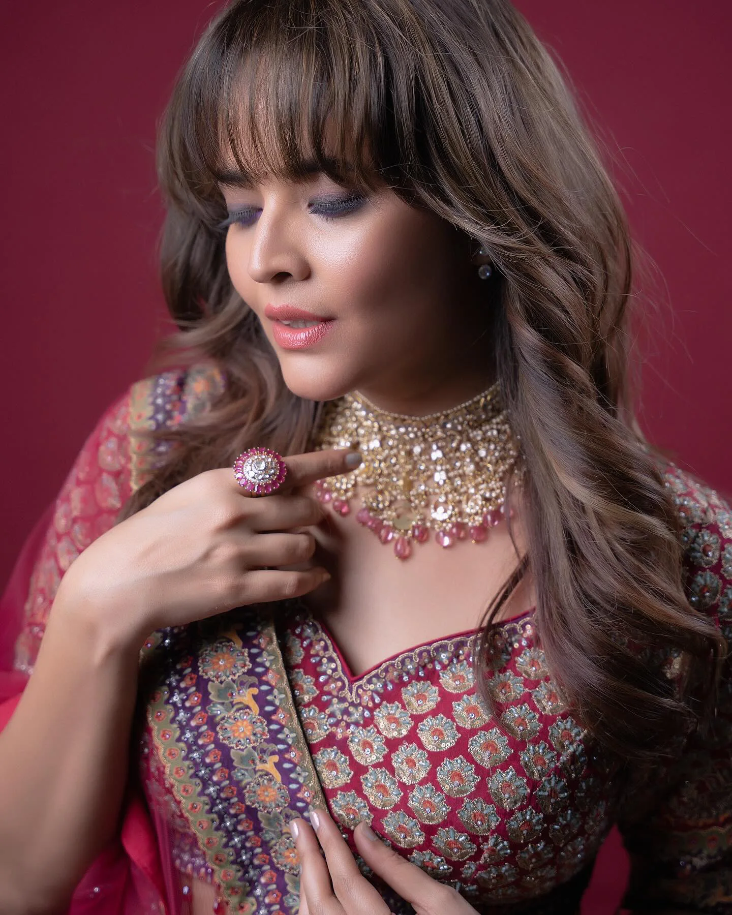 Anasuya Bharadwaj Stunning Diwali Special Photos