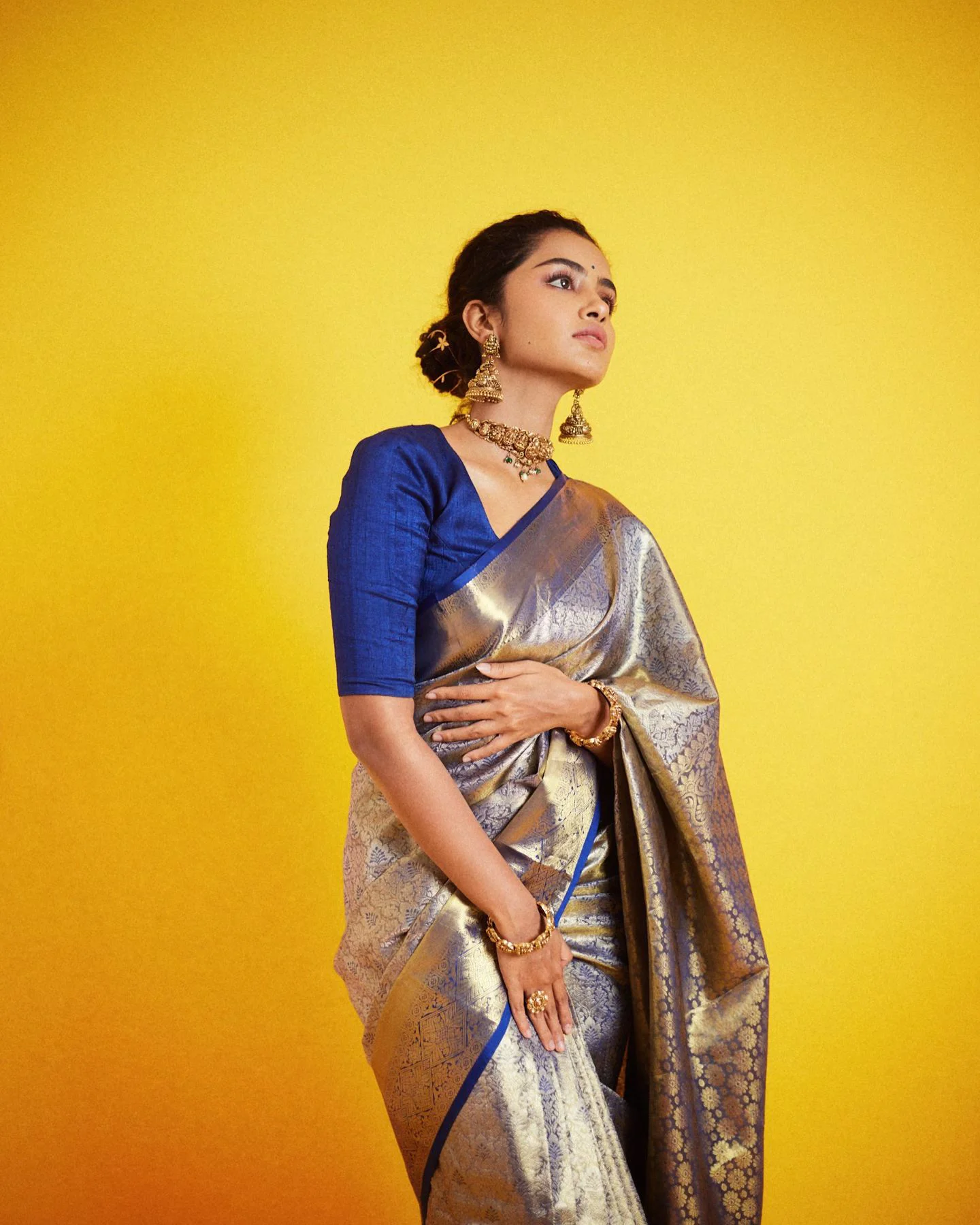 Anupama Parameswaran Awesome Looks in Saree