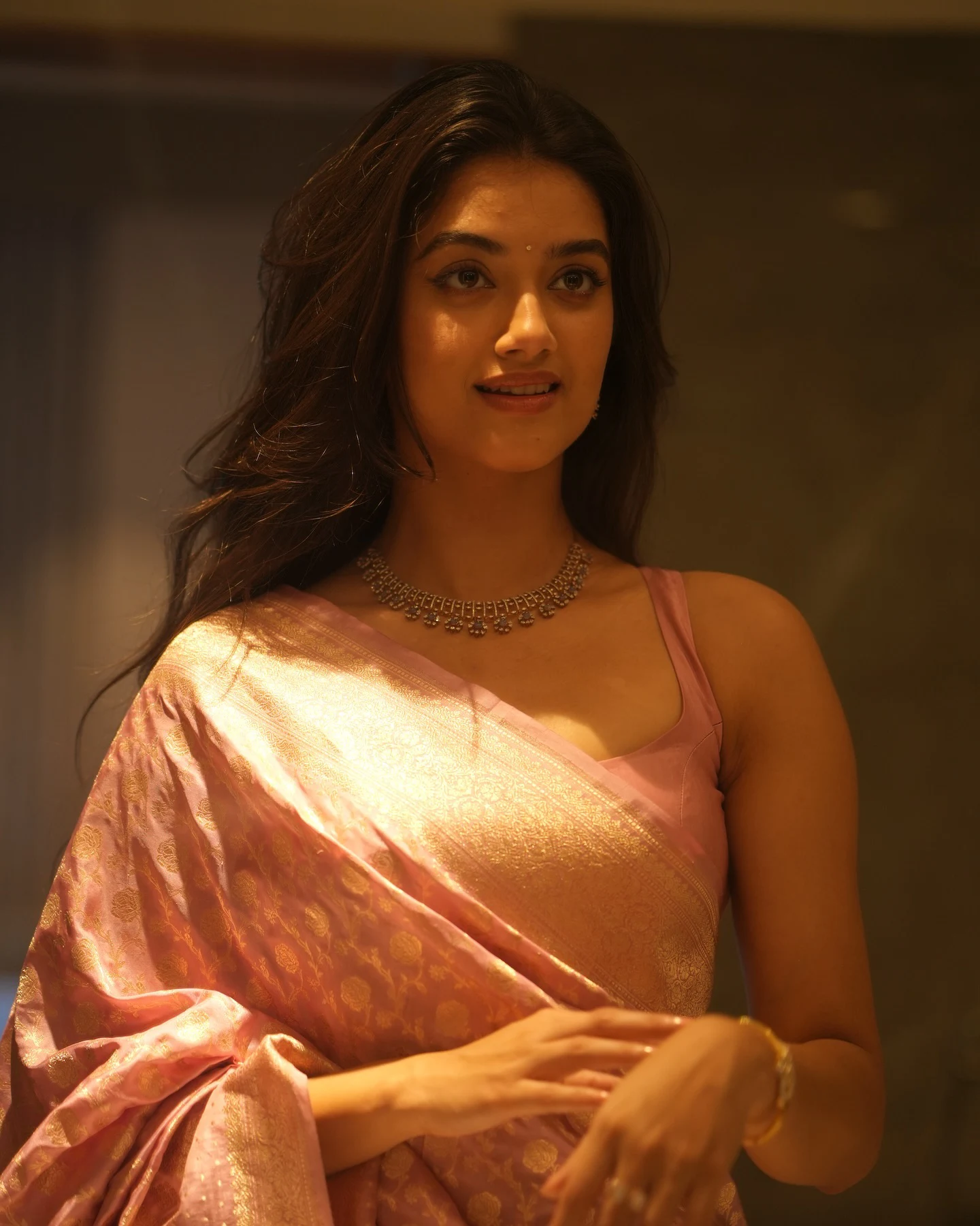Bhagyashri Borse Awesome Looks in Saree