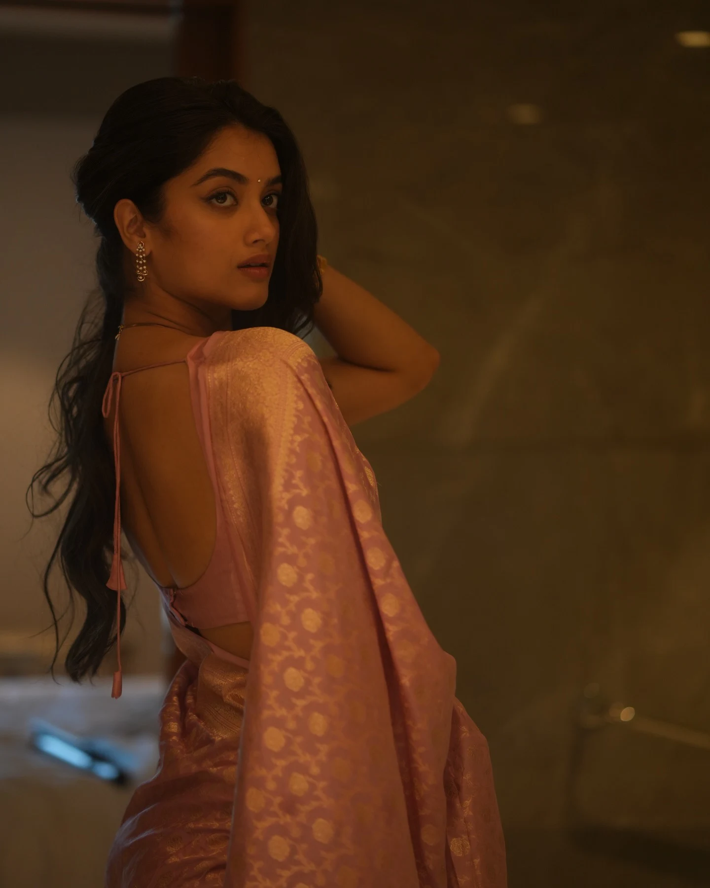 Bhagyashri Borse Awesome Looks in Saree