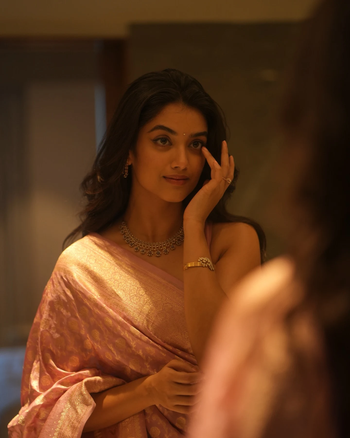 Bhagyashri Borse Awesome Looks in Saree
