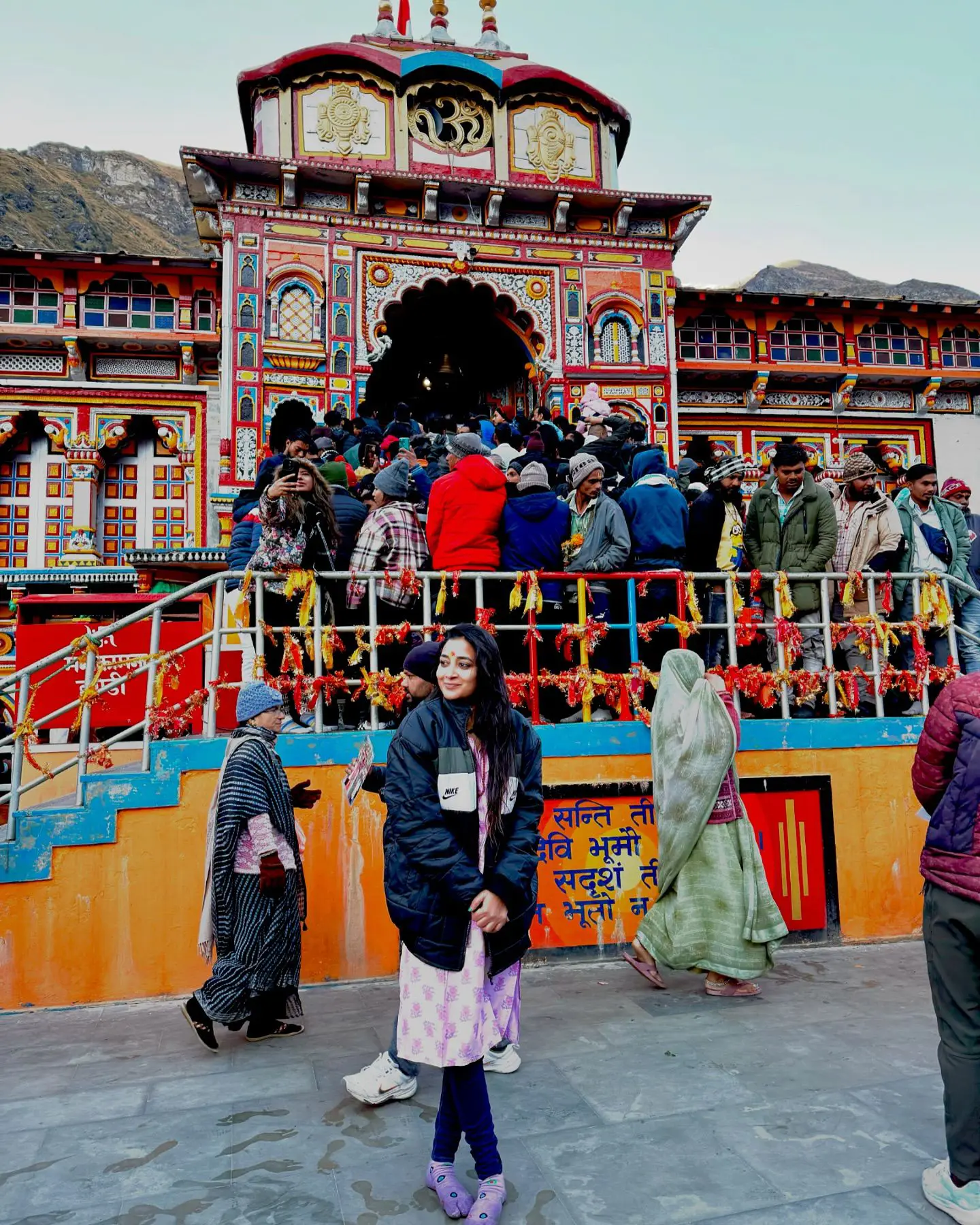 Actress Bhanu Sri Visits kedarnath Badrinath Temples
