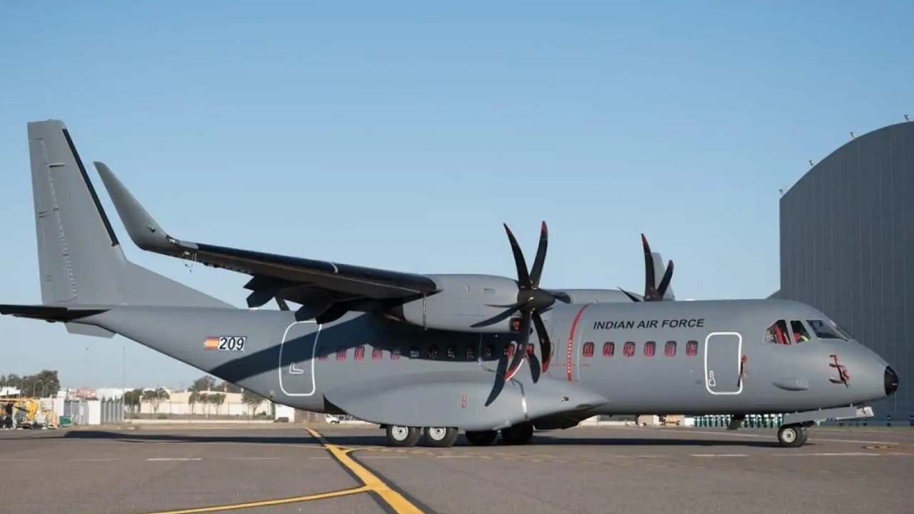 C-295 Aircraft: భారత్లో తయారు కాబోతున్న సి-295 ఎయిర్క్రాఫ్ట్ ప్రత్యేకతలు ఏమిటో తెలుసా? C-295 Aircraft: భారత్లో తయారు కాబోతున్న సి-295 ఎయిర్క్రాఫ్ట్ ప్రత్యేకతలు ఏమిటో తెలుసా?