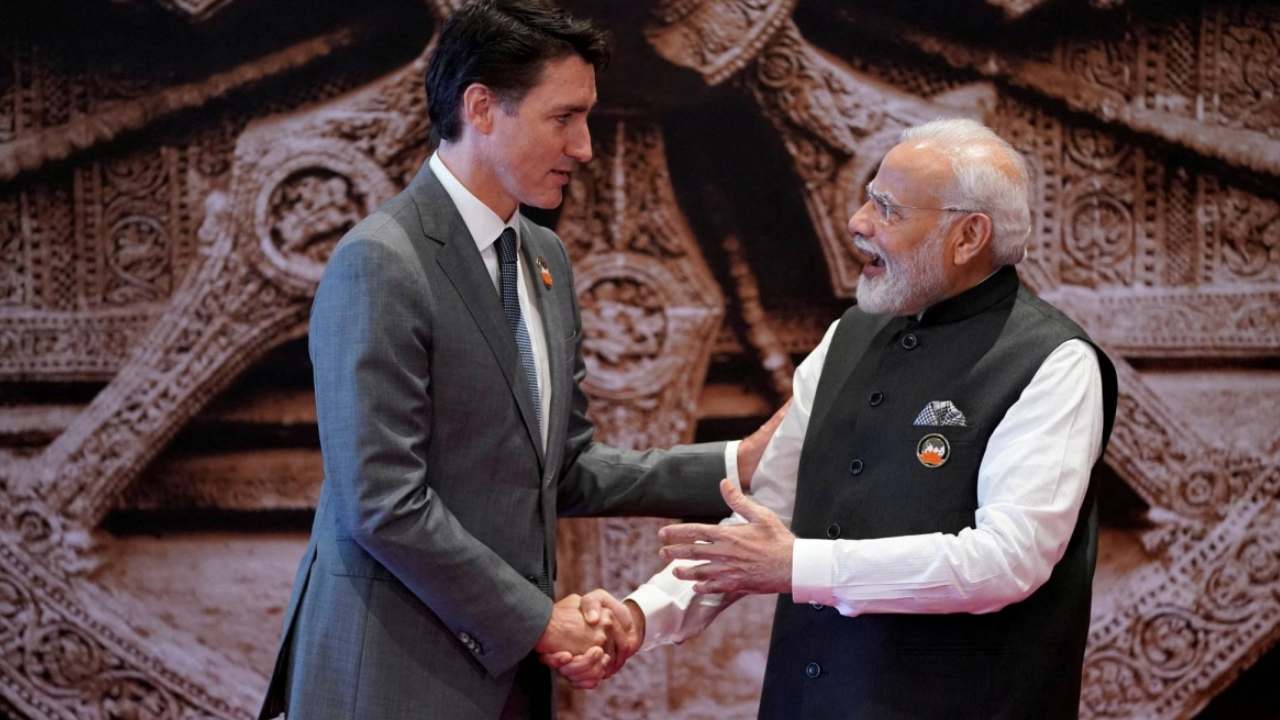 India-Canada row: కెనడా యూటర్న్.. చేతులెత్తేసిన జస్టిన్ ట్రూడో.. ఆగ్రహం వ్యక్తం చేసిన భారత్ India-Canada row: కెనడా యూటర్న్.. చేతులెత్తేసిన జస్టిన్ ట్రూడో.. ఆగ్రహం వ్యక్తం చేసిన భారత్