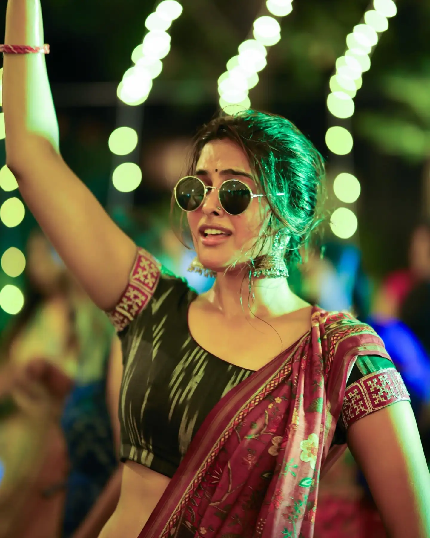 Actress Divi Playing Dandiya on Dasara