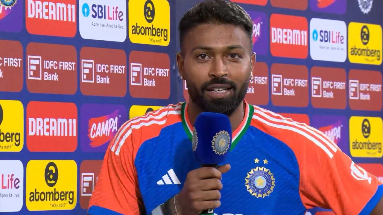 IND vs BAN T20 Match: హైదరాబాద్లో మ్యాచ్ తరువాత సూర్యకుమార్, గంభీర్ గురించి హార్దిక్ పాండ్య కీలక వ్యాఖ్యలు IND vs BAN T20 Match: హైదరాబాద్లో మ్యాచ్ తరువాత సూర్యకుమార్, గంభీర్ గురించి హార్దిక్ పాండ్య కీలక వ్యాఖ్యలు