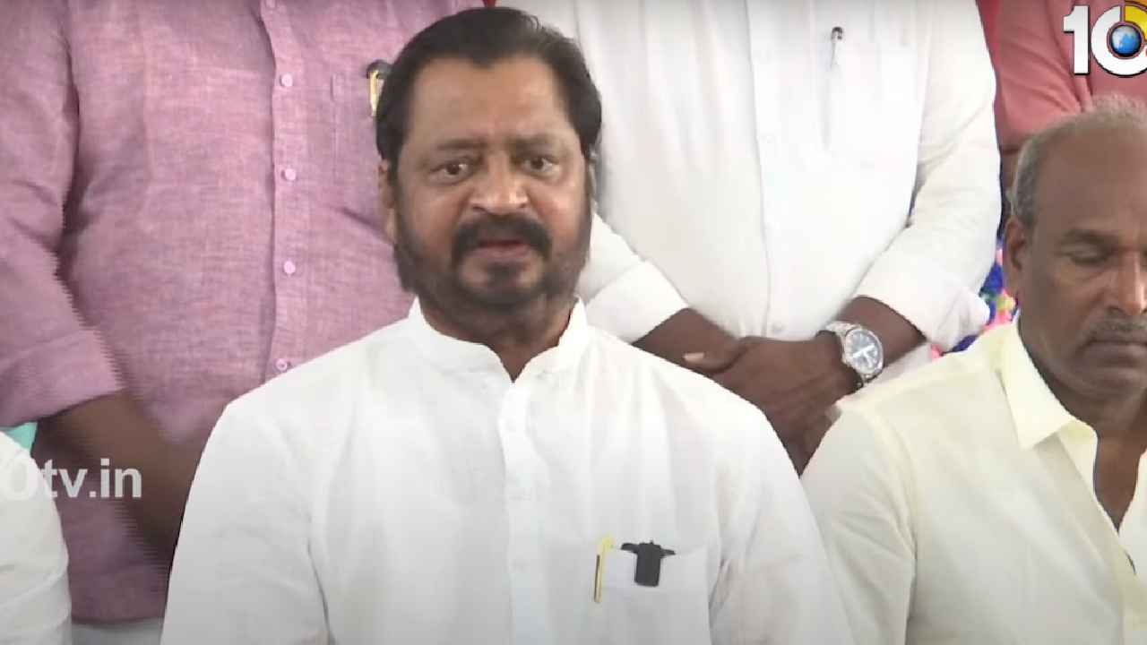 పవన్ కల్యాణ్.. అదొక పెద్ద క్రైమ్, జాగ్రత్తగా ఉండండి..!- హర్షకుమార్ వార్నింగ్ పవన్ కల్యాణ్.. అదొక పెద్ద క్రైమ్, జాగ్రత్తగా ఉండండి..!- హర్షకుమార్ వార్నింగ్
