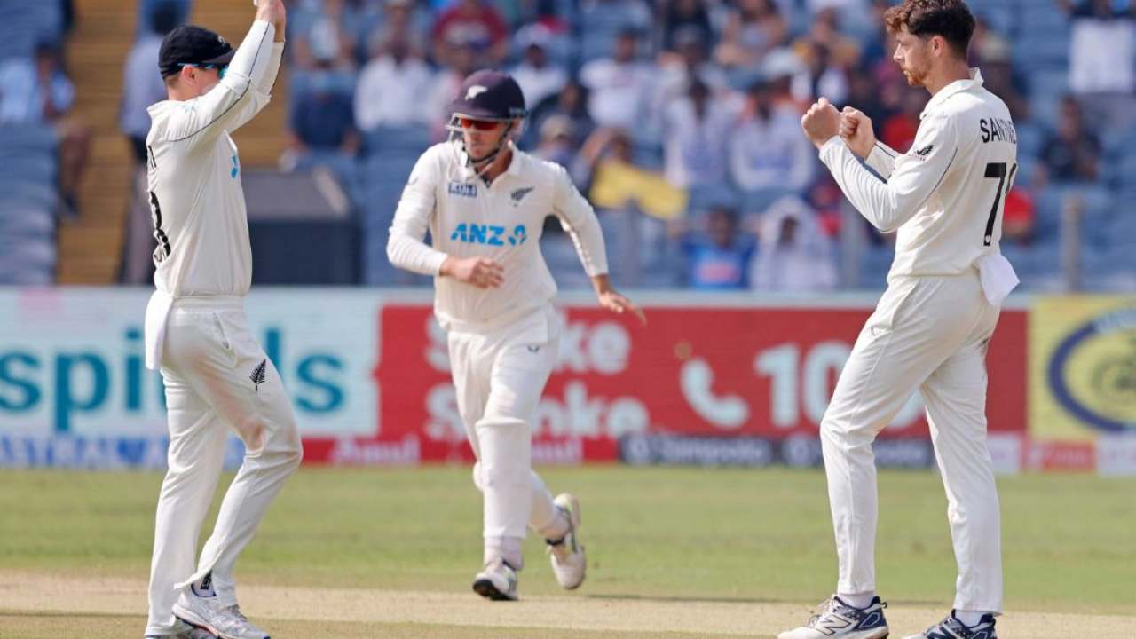 IND vs NZ: తొలి ఇన్నింగ్స్లో చేతులెత్తేసిన భారత్ బ్యాటర్లు.. తక్కువ పరుగులకే ఆలౌట్.. ఆ ముగ్గురు మినహా.. IND vs NZ: తొలి ఇన్నింగ్స్లో చేతులెత్తేసిన భారత్ బ్యాటర్లు.. తక్కువ పరుగులకే ఆలౌట్.. ఆ ముగ్గురు మినహా..