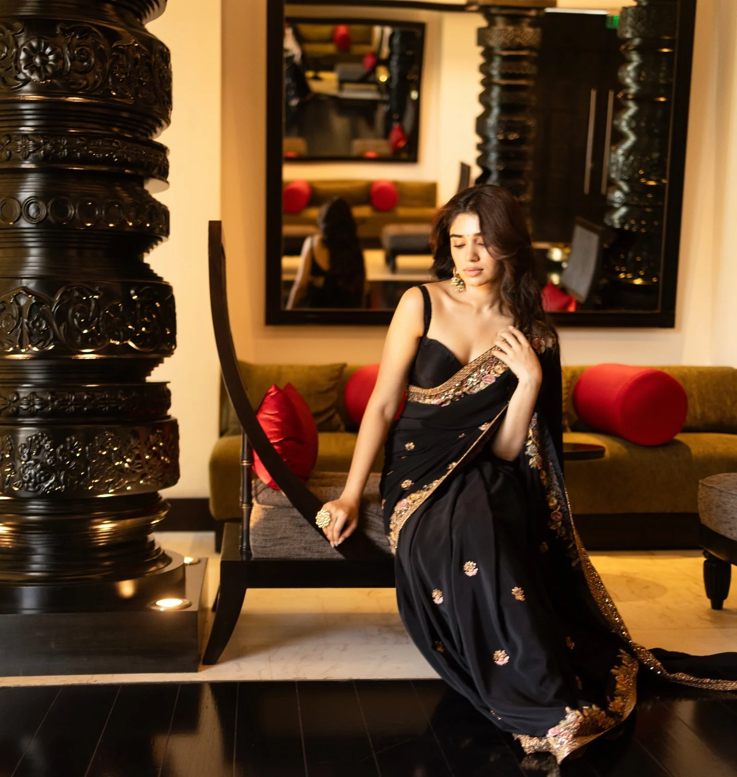 Krithi Shetty Stunning Looks in Black Saree