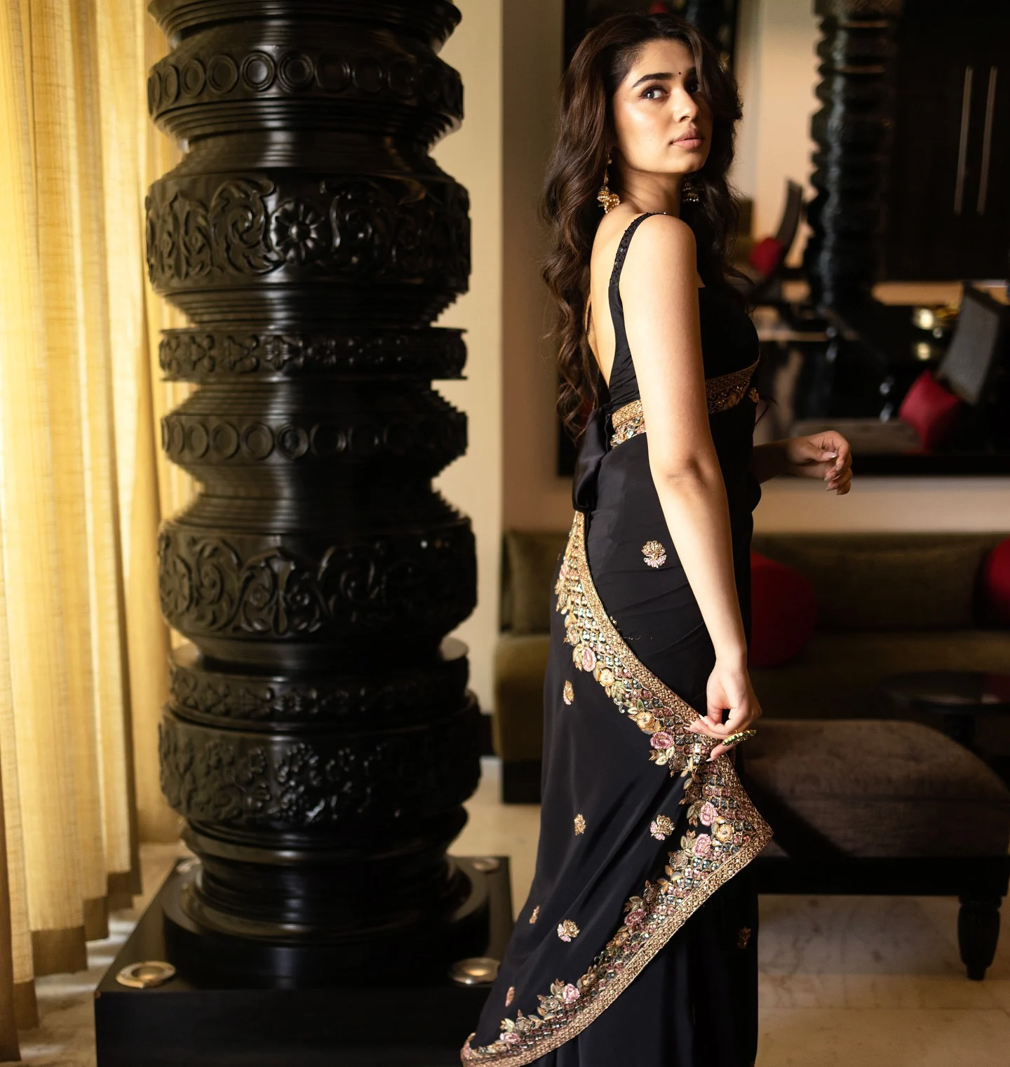 Krithi Shetty Stunning Looks in Black Saree