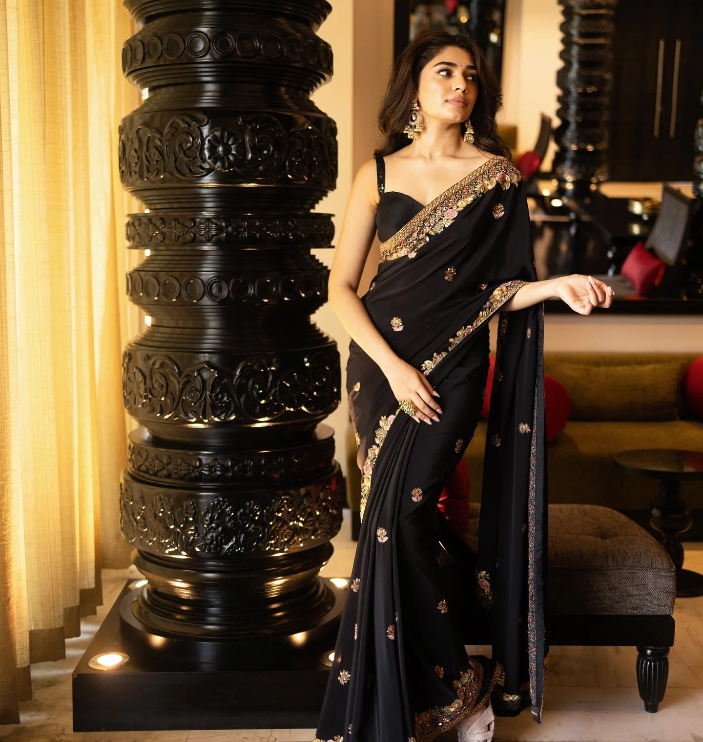 Krithi Shetty Stunning Looks in Black Saree