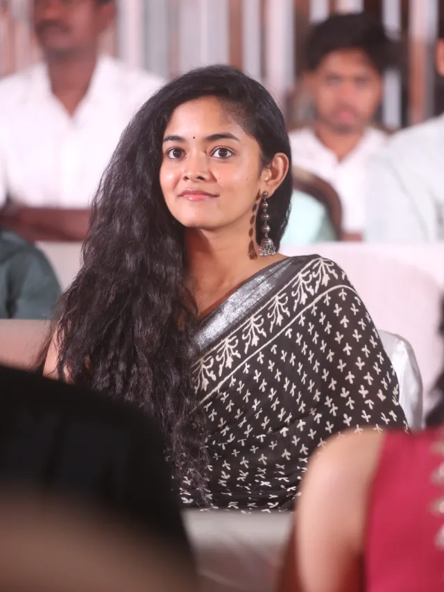 Lucky Baskhar Pre Release Event