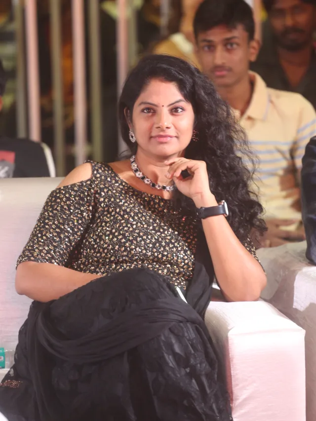 Lucky Baskhar Pre Release Event